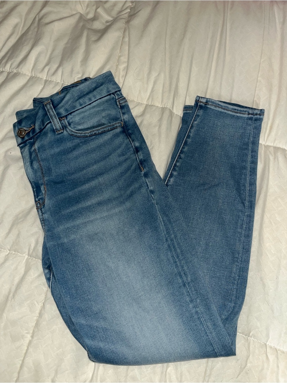 Women’s Classic Midwash Blue Jeans